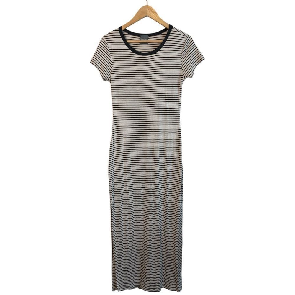 Olivia Rae New York Stripe Maxi Dress Short Sleeve